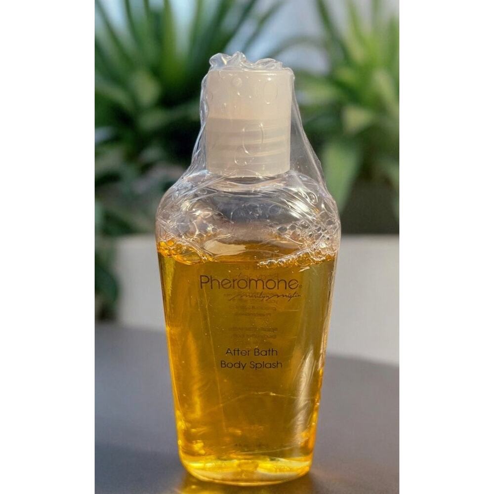 PHEROMONE from Marilyn Miglin AFTER BATH BODY SPLASH 4 fl. oz./18 ml NEW